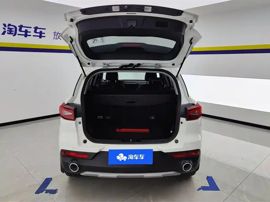 GAC Trumpchi Trumpchi GS3 2017 150N Automatic Elite фото 4