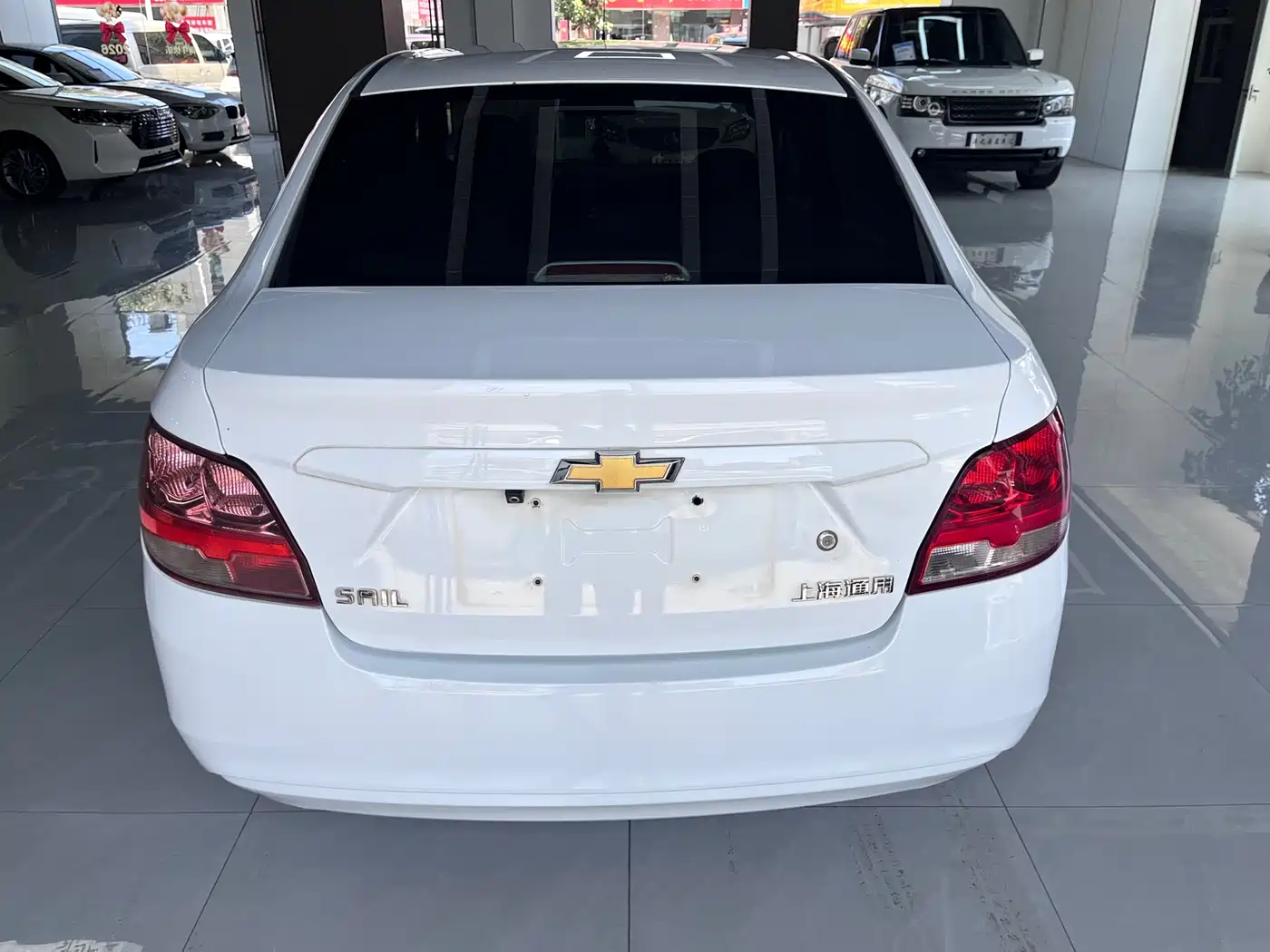 Chevrolet Sail 2015 Sail 3 1.3L Manual Ideal Edition фото 4