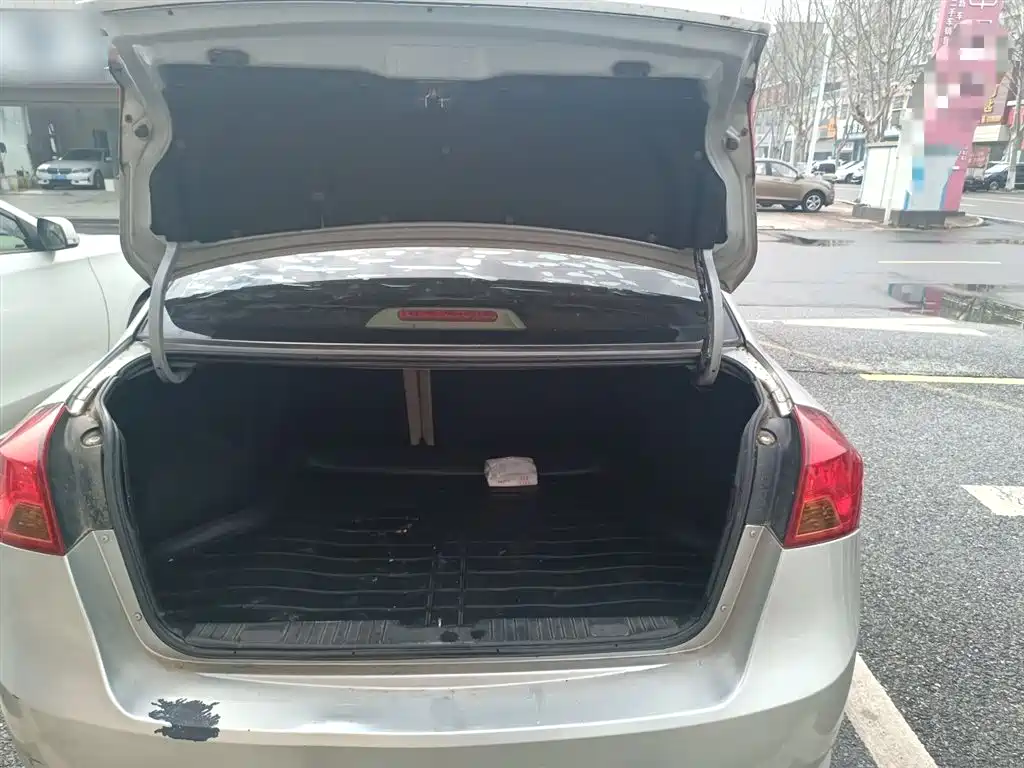 Buick Excelle 2015 1.5L Automatic Classic фото 19