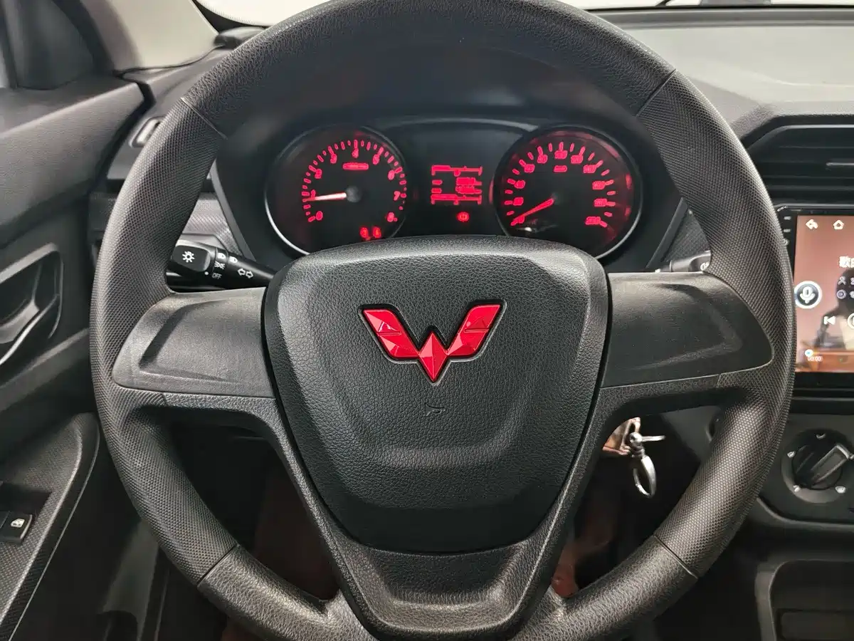 Wuling Motors Wuling Hongguang 2022 2021 1.5L S Standard LAR