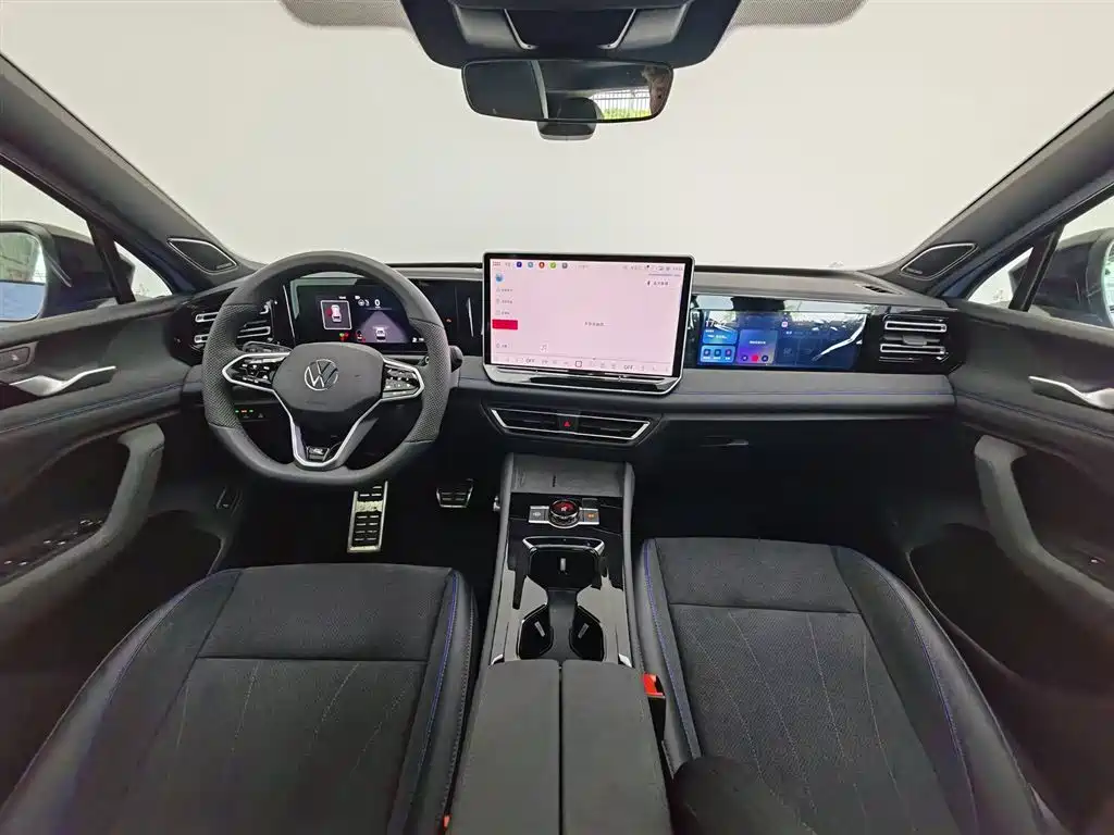 Volkswagen Tiguan L 2026 PRO 380TSI 4WD R-Line Smart Premium Edition фото 5