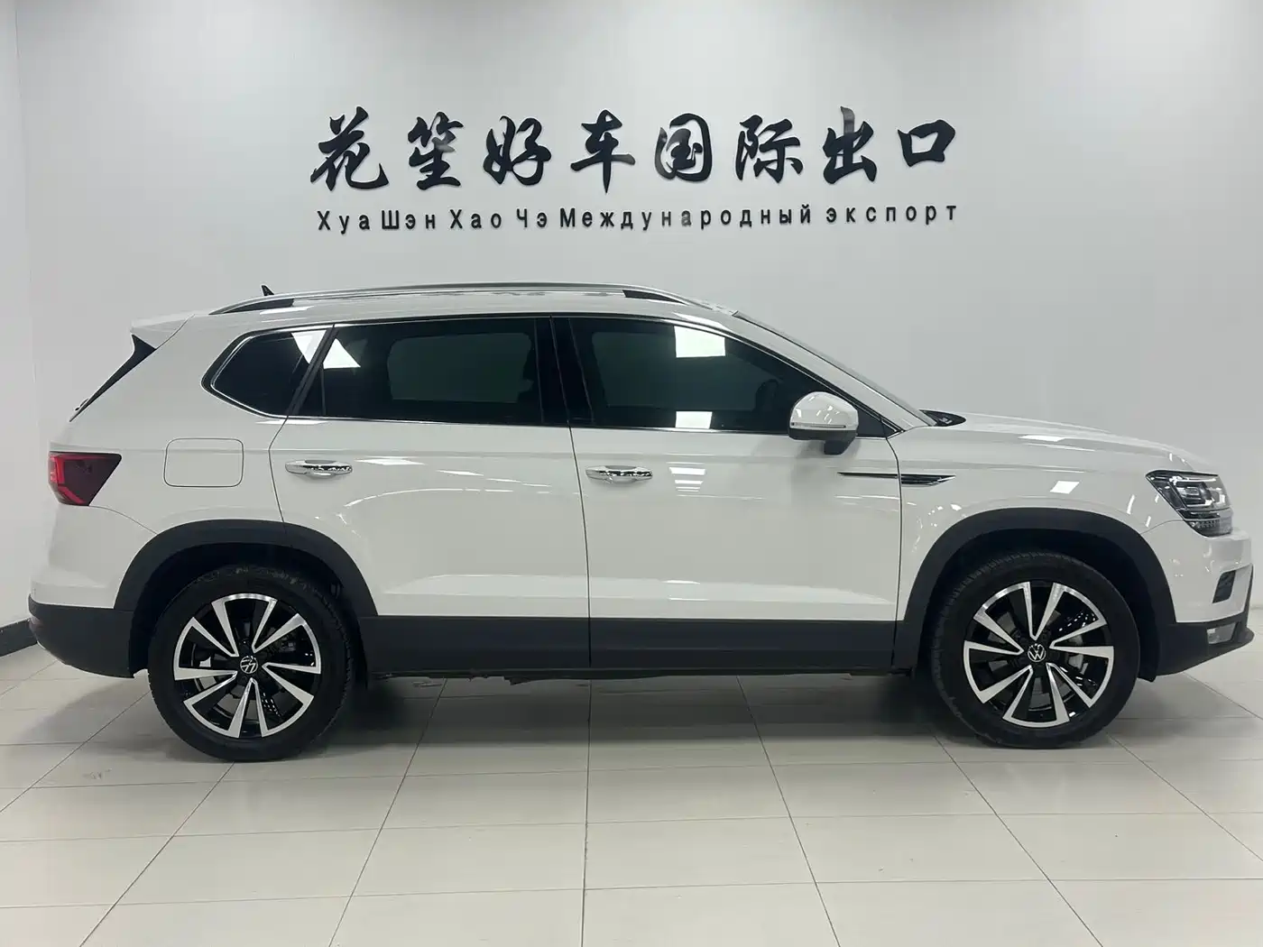 Volkswagen Tharu 2021 280TSI 2WD Luxury Plus фото 4