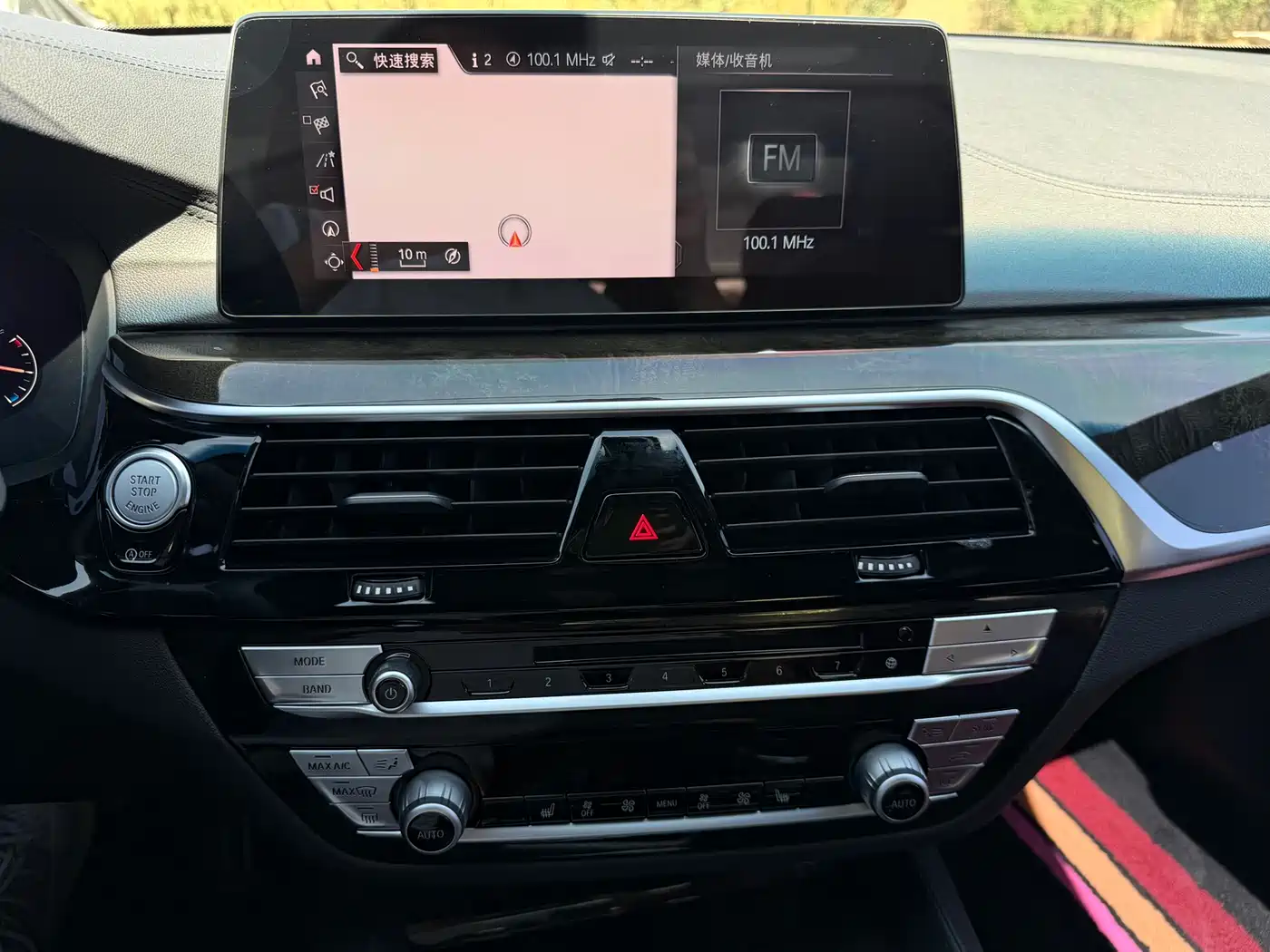 BMW 5 Series 2019 530Li Leading M Sport Package фото 17