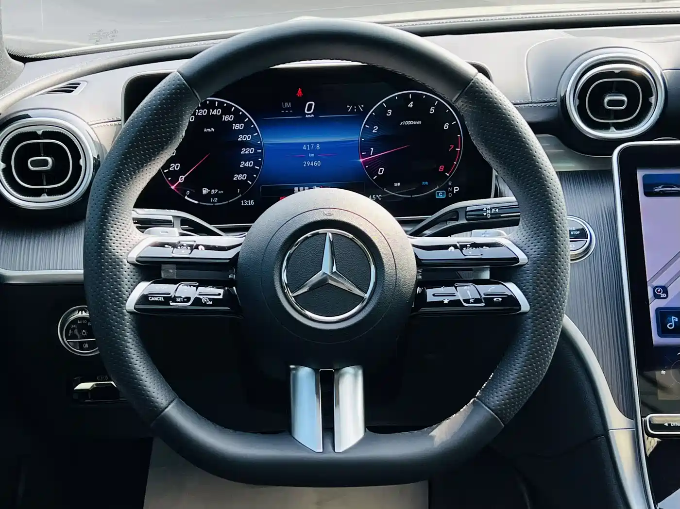 MERCEDES-BENZ CLASS C