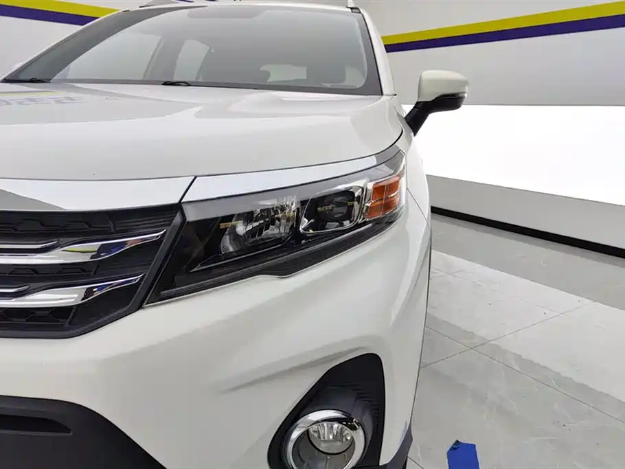 GAC Trumpchi Trumpchi GS3 2017 150N Automatic Elite фото 5