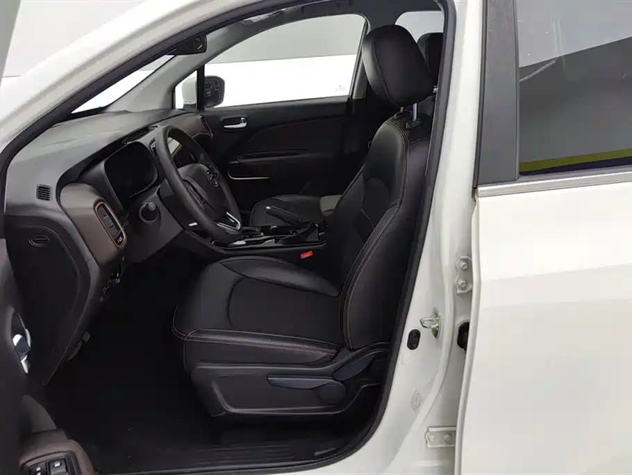 GAC Trumpchi Trumpchi GS3 2017 150N Automatic Elite фото 9