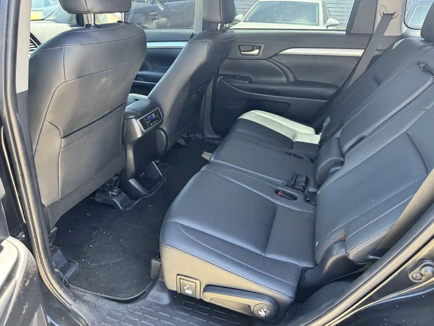 Toyota Highlander 2018 2.0T 4WD Premium 7-seater (China V) фото 8