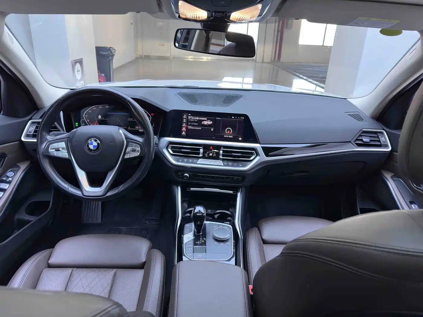 BMW 3 Series 2022 320i Sport Package фото 18