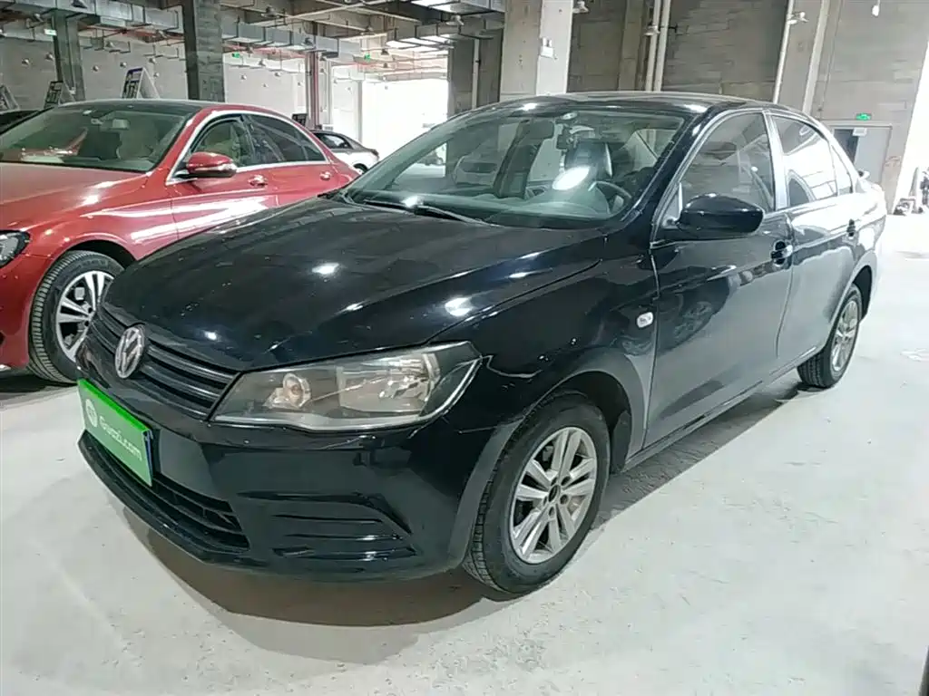 Volkswagen Jetta 2015 1.6L Manual Trend фото 2
