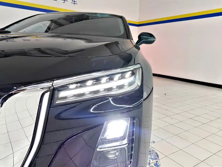 Hongqi H5 2024 1.5T DCT Smart Connect Flag Rhythm Edition фото 5