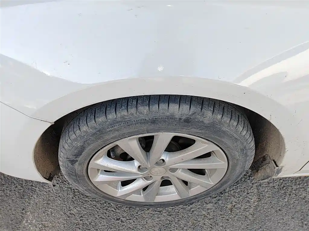Buick Verano 2015 Sedan 15S Automatic Progressive фото 23