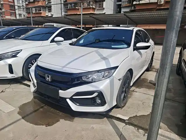 Honda Civic HATCHBACK 220TURBO CVT, New Edge Control