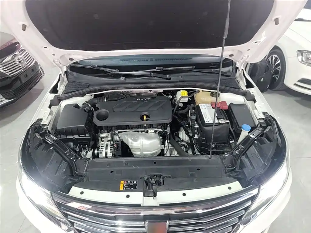 Roewe i6 2021 2020 PLUS 1.6L CVT 4G Connected Glory Flagship Edition