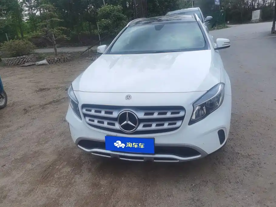 Mercedes-Benz GLA 2019 GLA 200 Dynamic фото 2