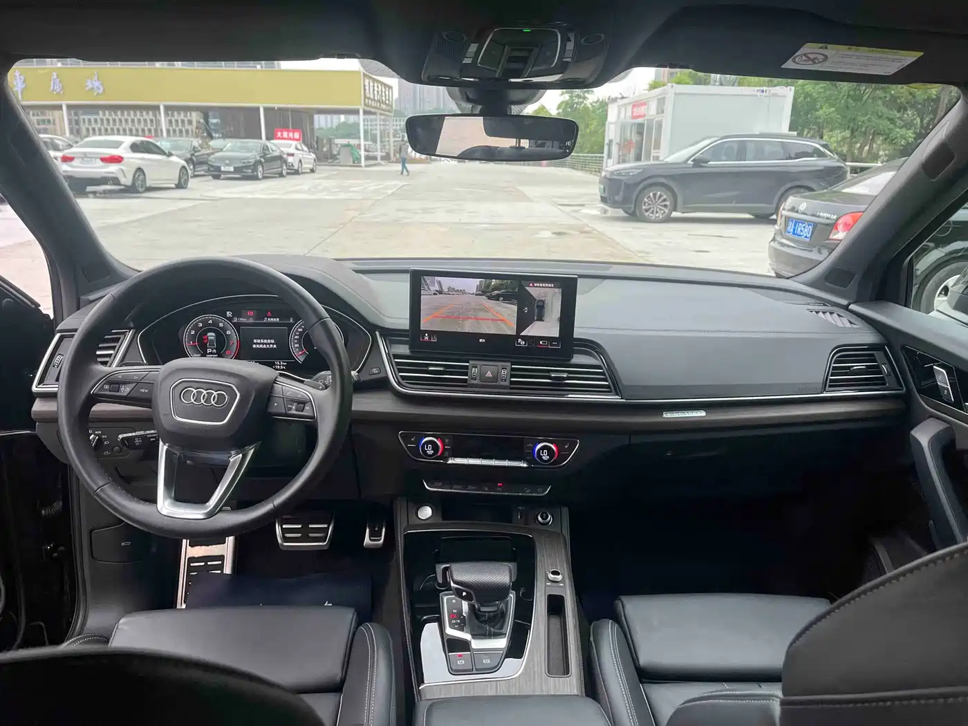 Audi Q5L 2025 45th Anniversary Edition 45 TFSI Premium Sport фото 14