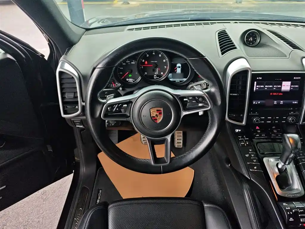 Porsche Cayenne 2016 Cayenne 3.0T фото 11