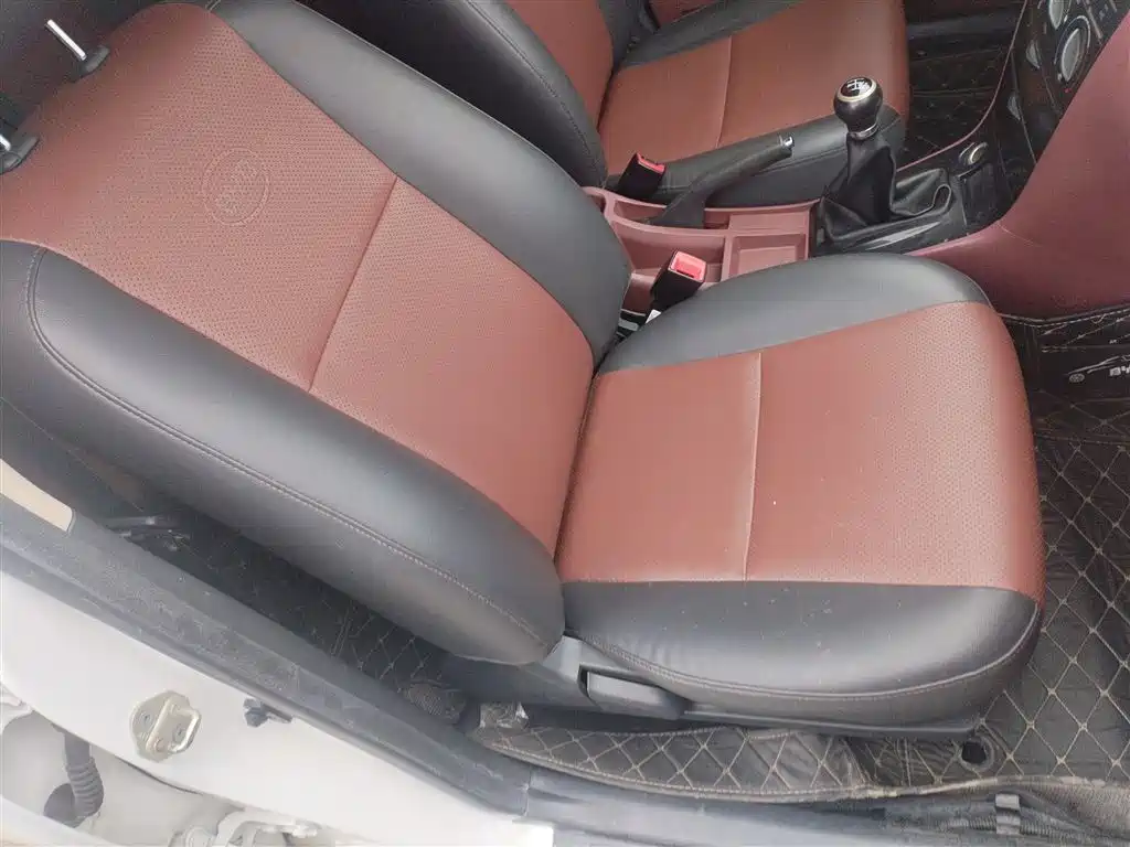 BYD F3 2016 1.5L Manual Comfort фото 25