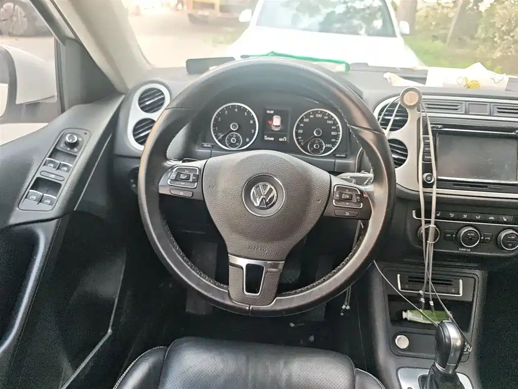 Volkswagen Tiguan 2016 Model 300TSI Automatic 2WD Luxury Edition фото 3