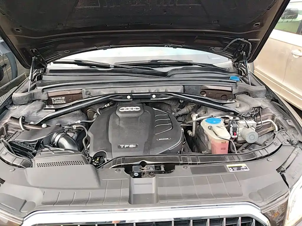 Audi Q5 2018 2017 Plus 40 TFSI Technology