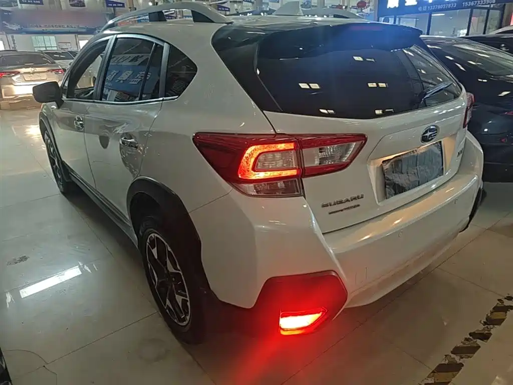 Subaru XV 2018 2.0i AWD Elite Edition фото 5