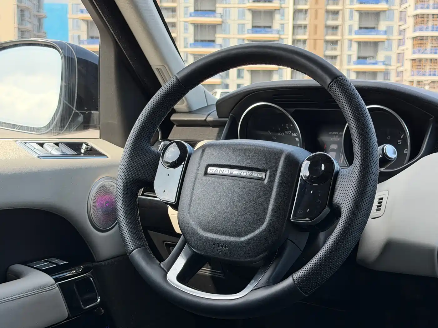 Land Rover Range Rover Sport 2015 3.0 SC V6 HSE фото 11