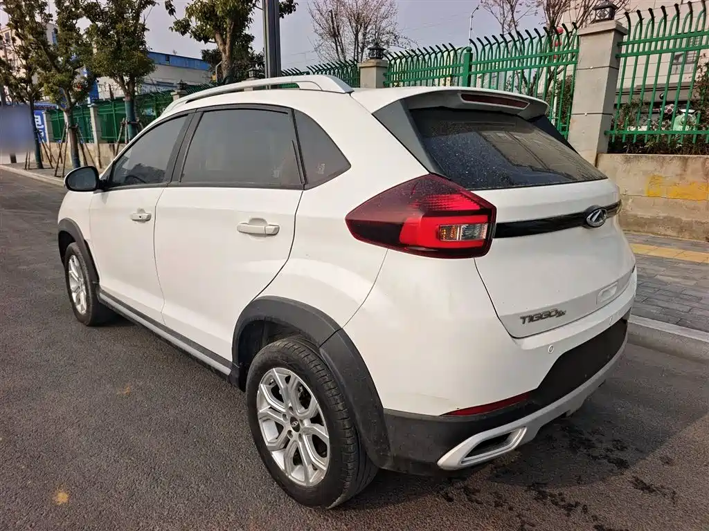 Chery Tiggo 3x 2021 2021 PLUS 1.5L CVT Refreshing Red Date Edition