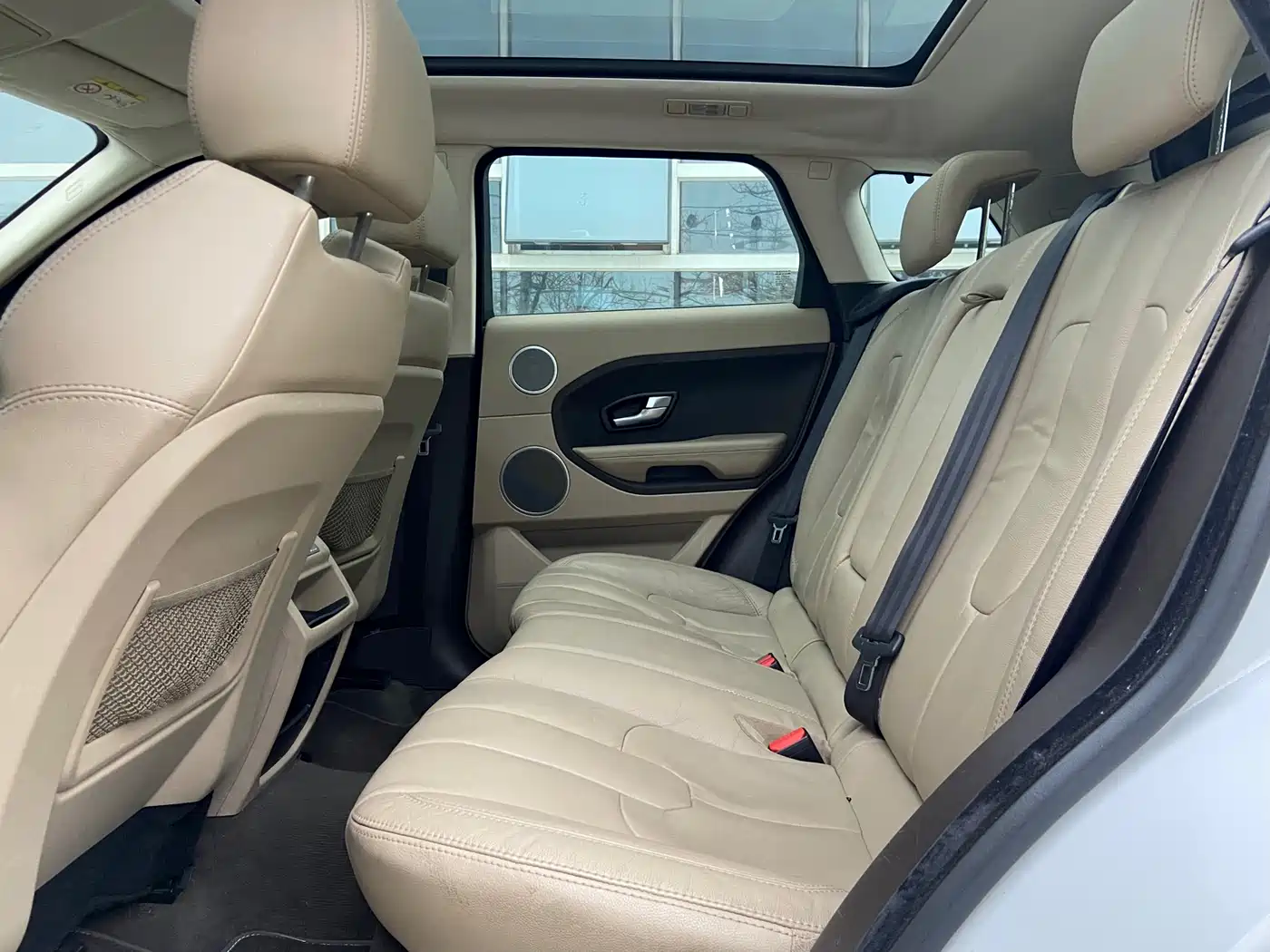 Land Rover Range Rover Evoque (Import) 2014 2.0T 5-door Brilliance Premium фото 9