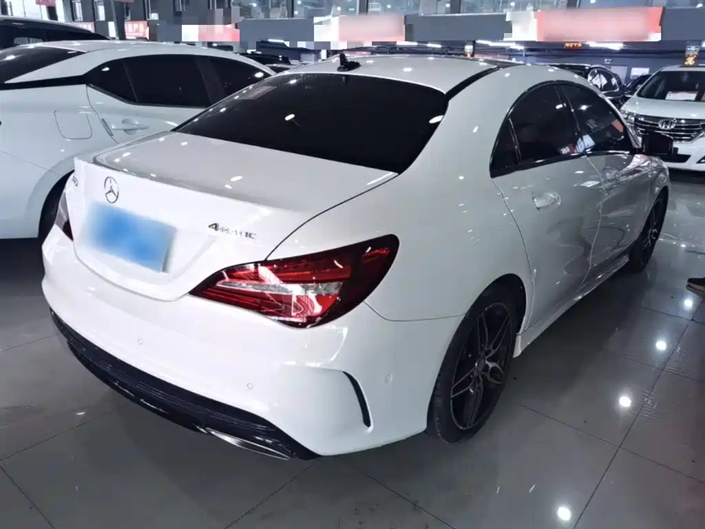 Mercedes-Benz CLA (Import) 2016 Facelift CLA 220 4MATIC фото 7