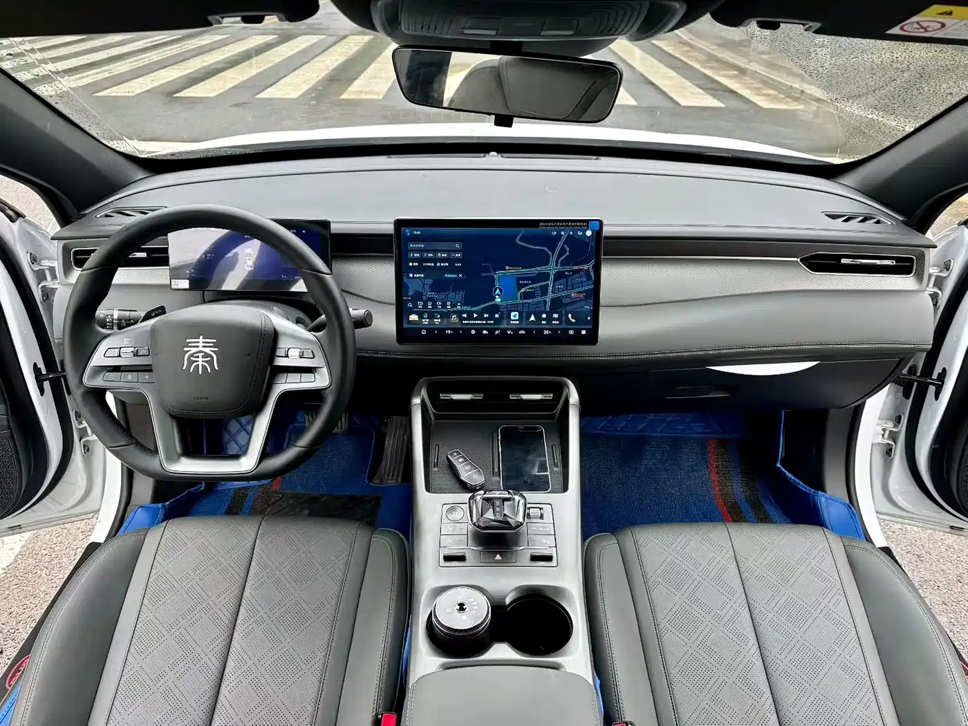BYD Qin PLUS 2025 DM-i Smart Drive Edition 55KM Surpassing Type фото 8