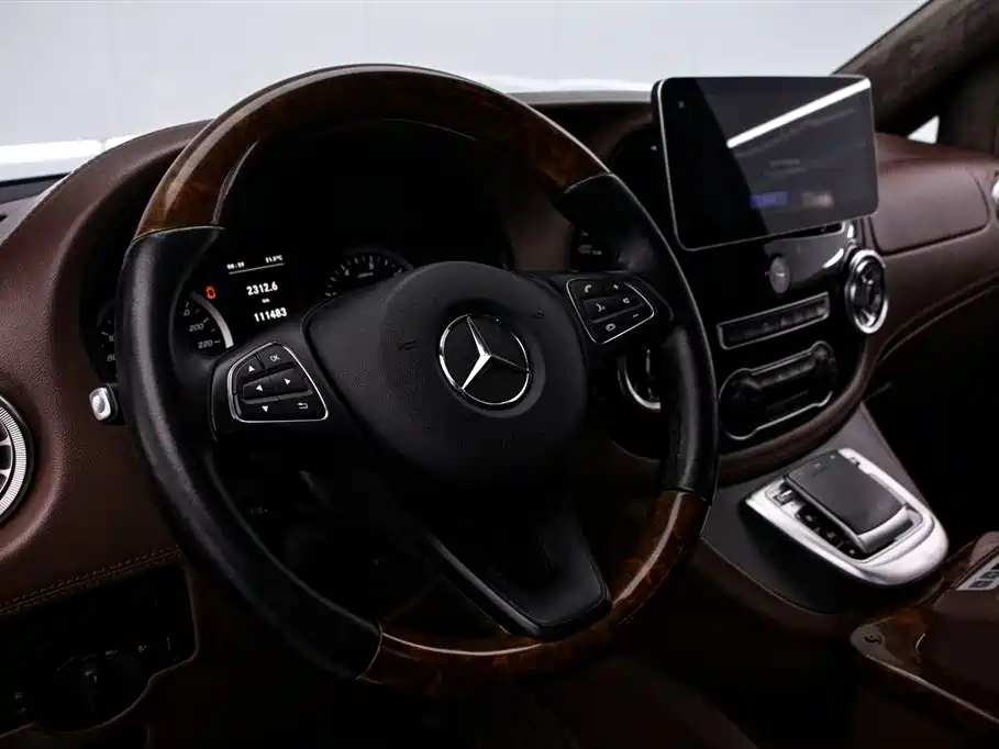 Mercedes-Benz Vito 2020 2.0T Elite Edition (9-seater) фото 7