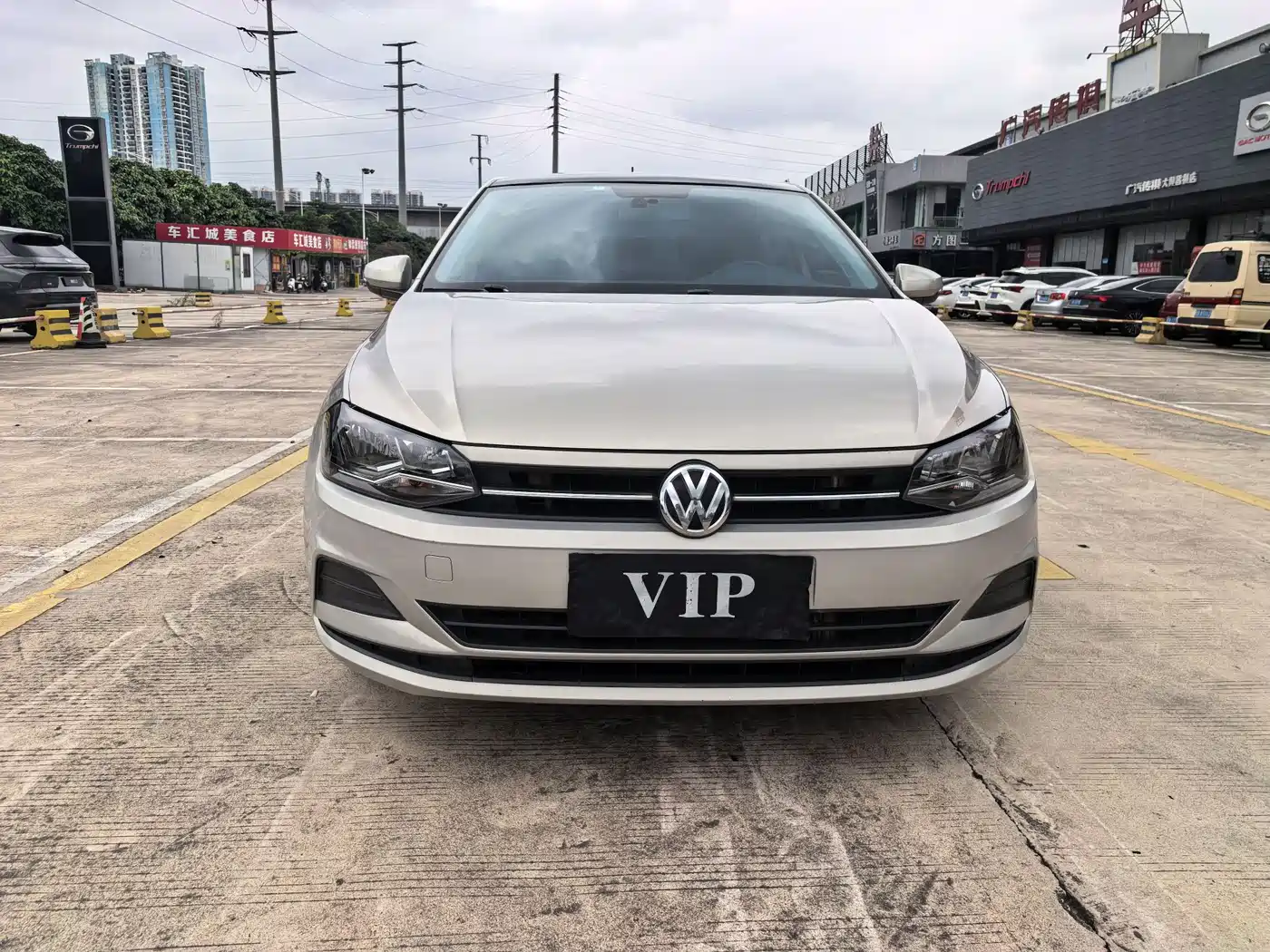 Volkswagen Polo 2019 Plus 1.5L Automatic Panorama Enjoyment Edition фото 2