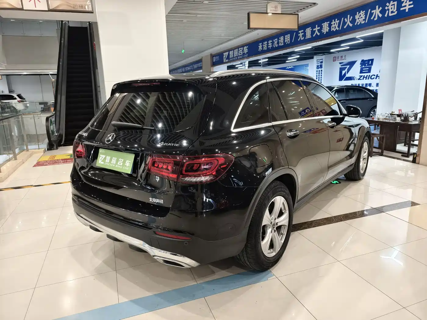 Mercedes-Benz GLC 2020 Facelift GLC 260 L 4MATIC Dynamic фото 2