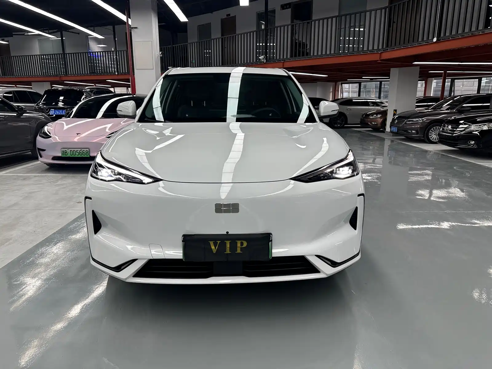 Фото 2 - Geely Galaxy Galaxy E5