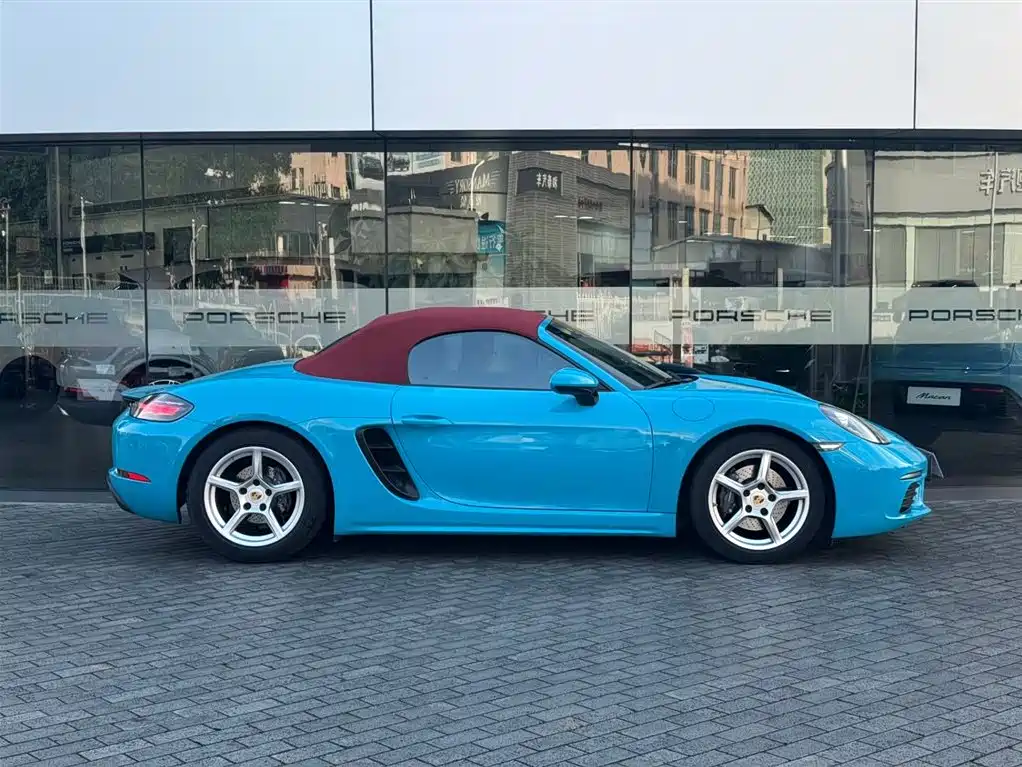 Porsche 718 2018 Boxster 2.0T фото 6