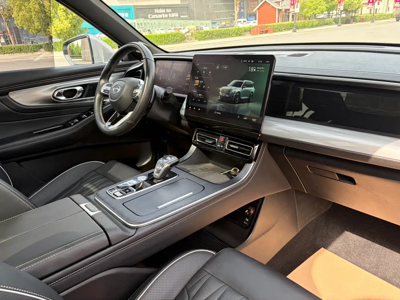 GAC Trumpchi Trumpchi GS8 2022 Pilot Series 2.0TGDI 2WD Luxury Smart Connect Edition (7-Seater) фото 12