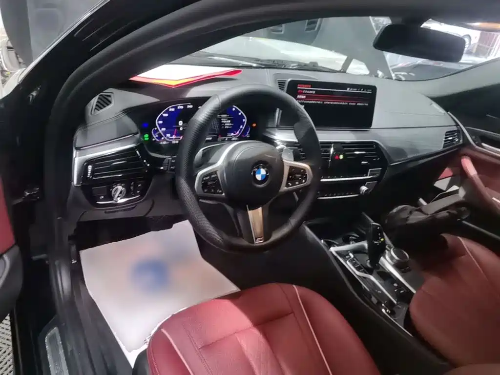 BMW 5-SERIES