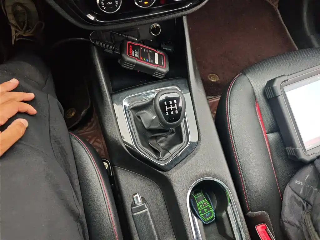 Soueast DX3 2017 2016 1.5L Manual Premium