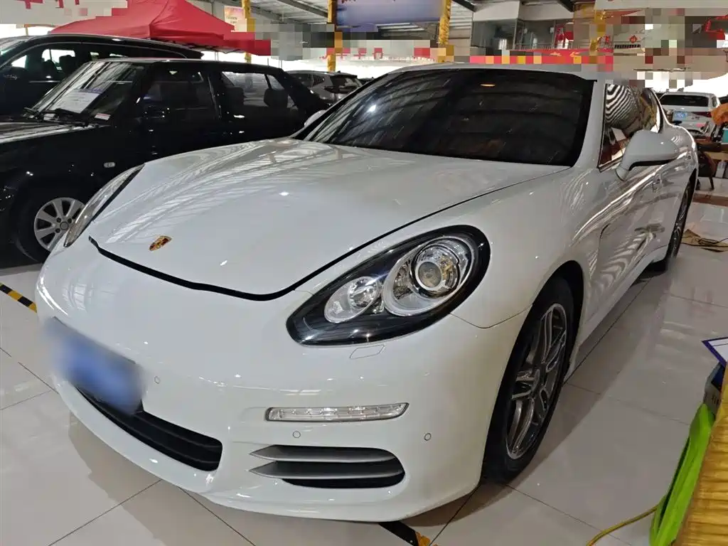 Porsche Panamera 2014 Panamera 4 3.0T