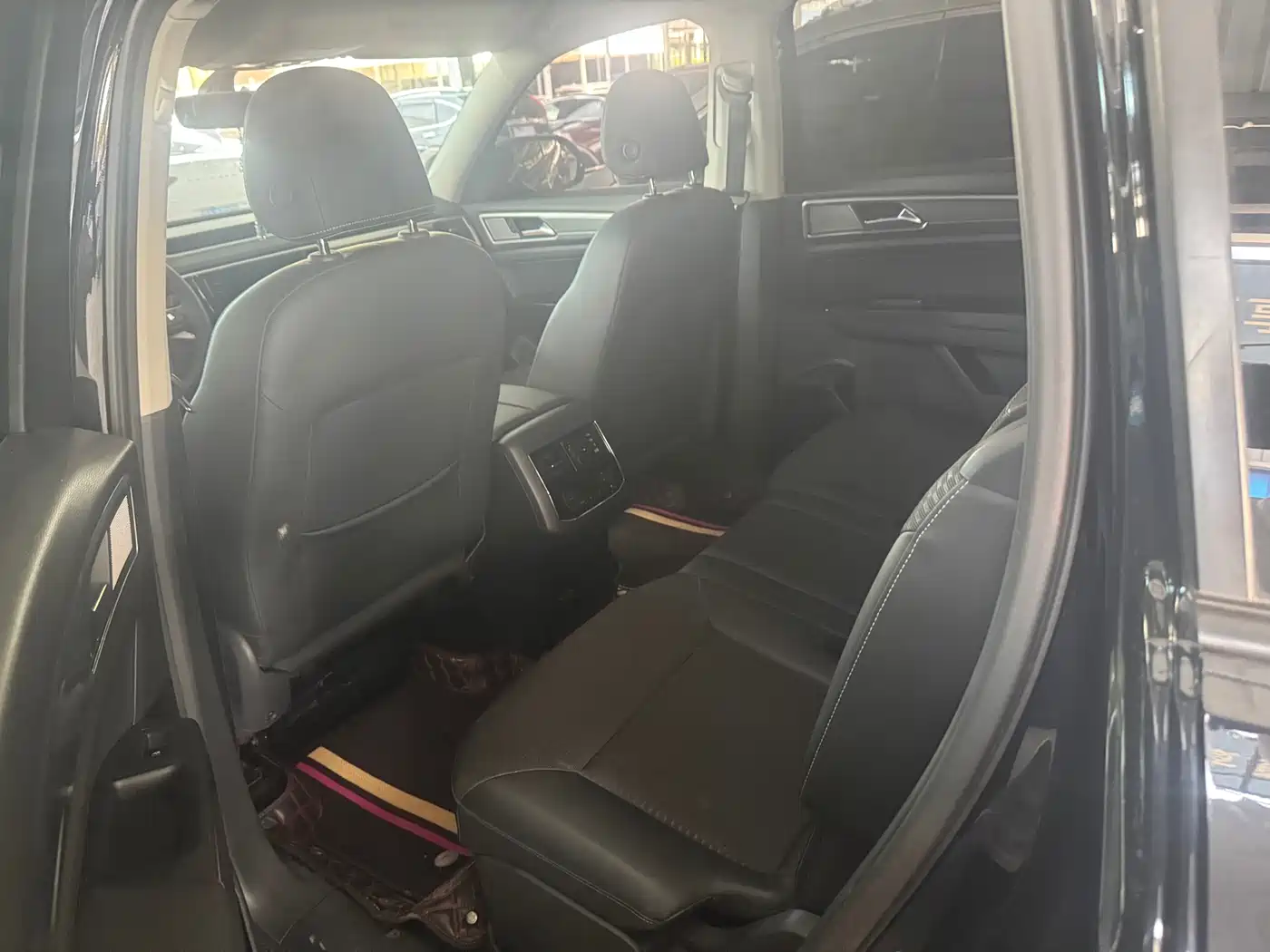 Volkswagen Teramont 2020 Facelift 330TSI 2WD Comfort фото 5
