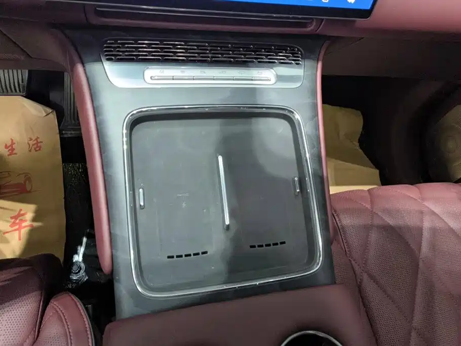 Voyah Auto VOYAH Taisan 2025 2026 Model Base