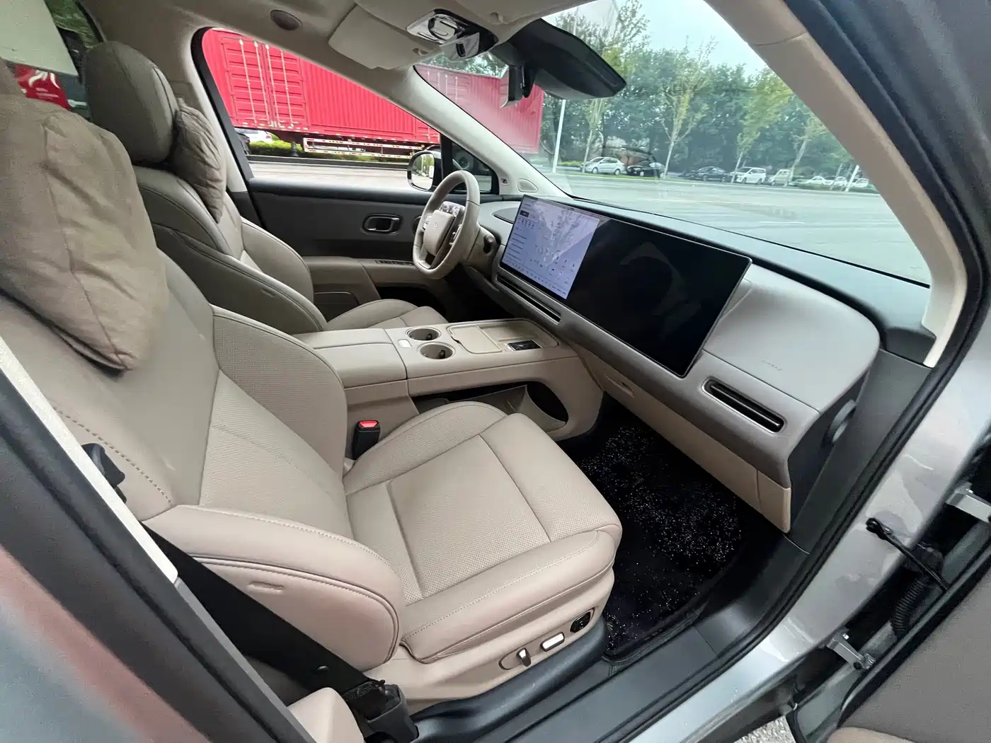 Li Auto Li i8 2026 2025 Standard Edition