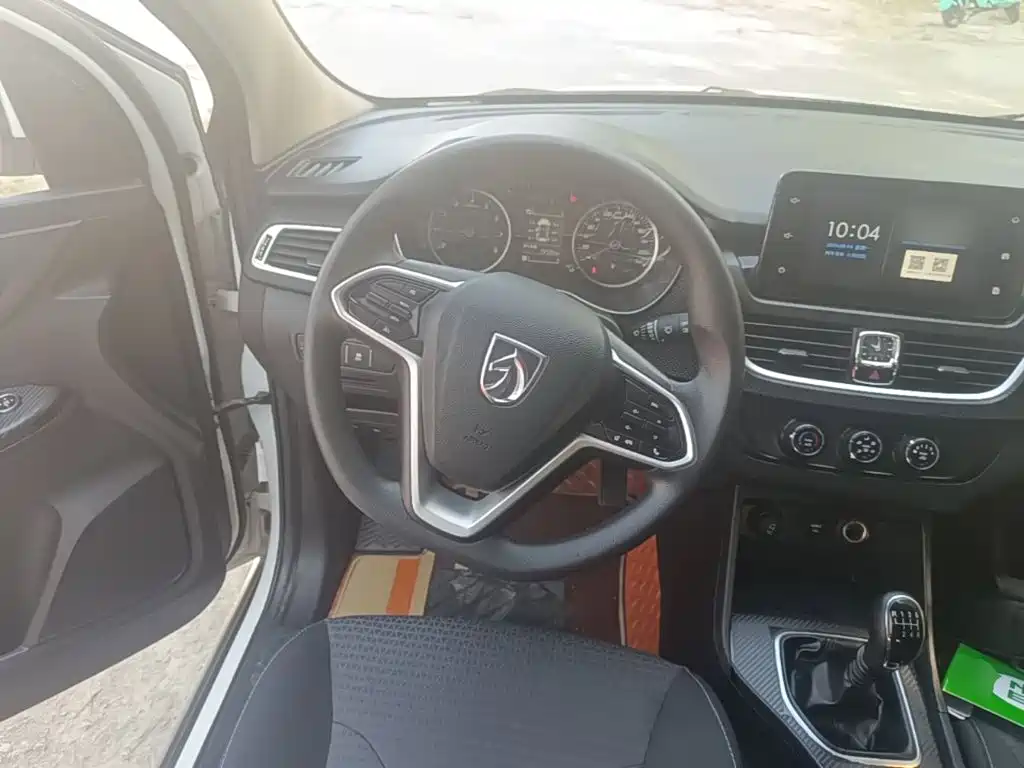 Baojun 730 2021 2021 1.5L Manual Fashion 7-Seater