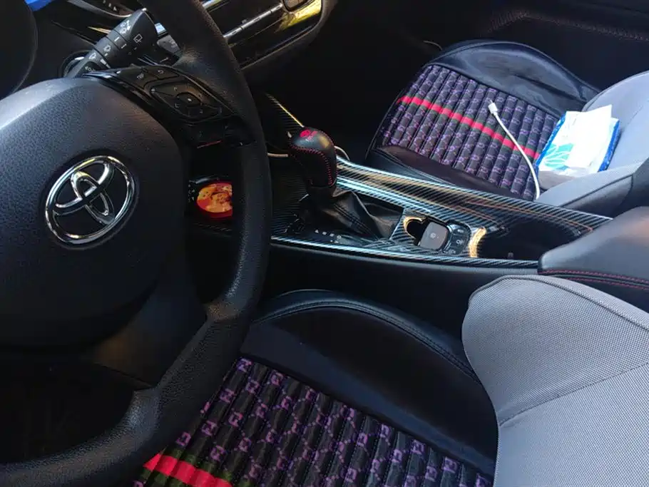 Toyota IZOA 2020 2.0L Yi Xiang Edition фото 16