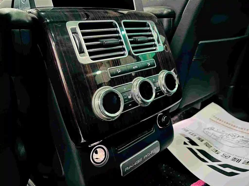 Land Rover Range Rover 2013 NA 5.0 V8 Vogue SE фото 16