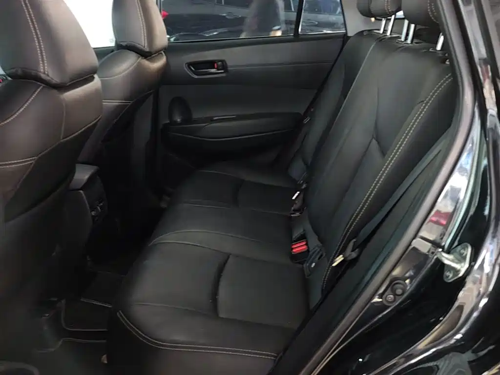 Toyota Corolla Cross 2023 2.0L Elite Edition фото 17