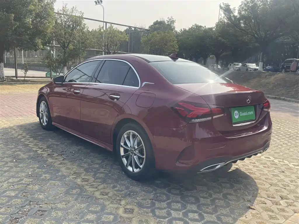 Mercedes-Benz A-Class 2020 Facelift A 200 L Sport Sedan Dynamic фото 23