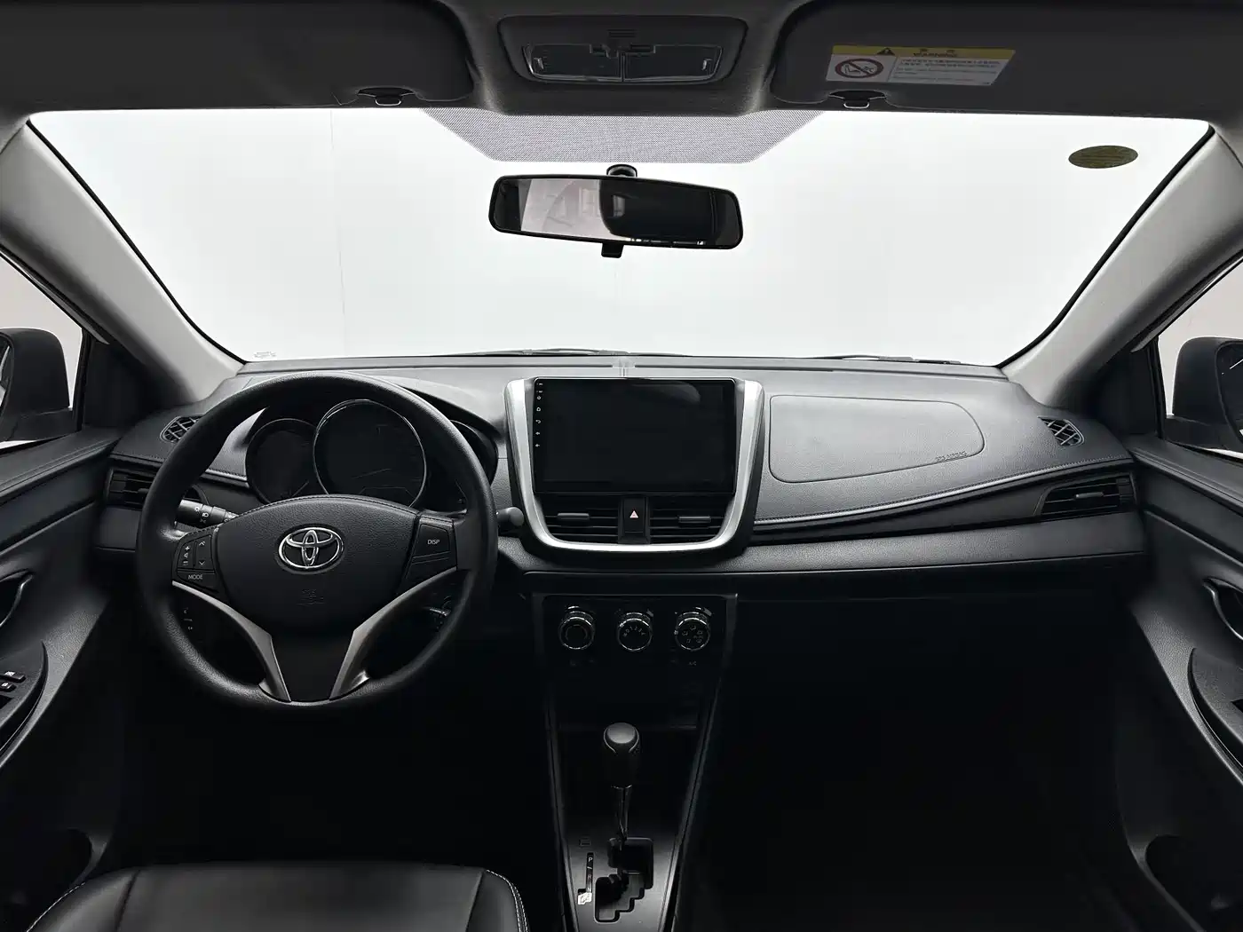 Toyota YARiS L Zhi Xuan 2022 Zhi Xuan X 1.5L CVT Luxury PLUS Edition фото 7