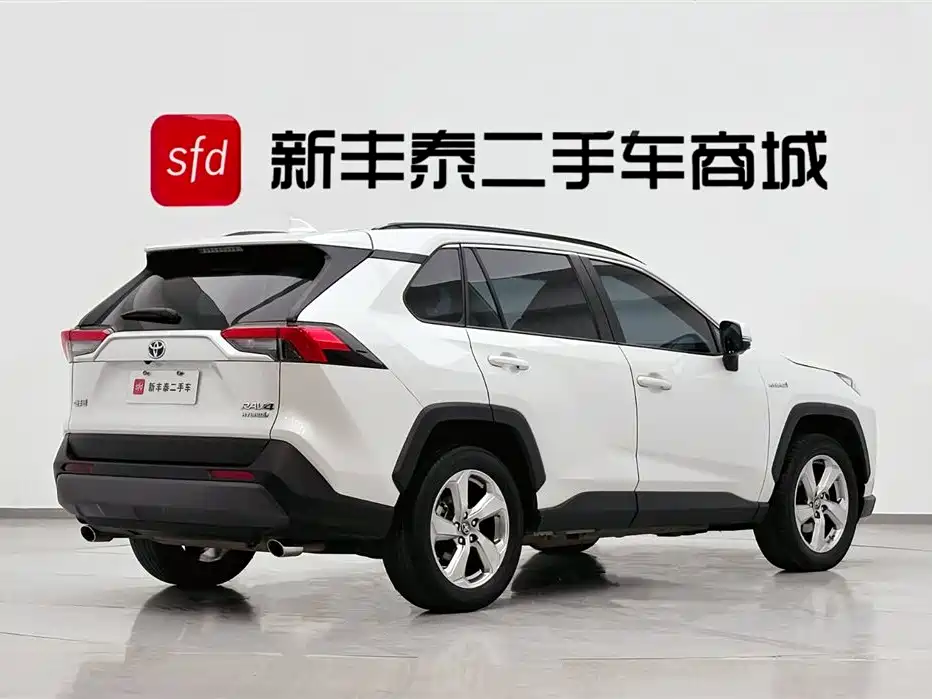 Toyota RAV4 Rongfang 2022 Hybrid 2.5L E-CVT 2WD Elite Edition фото 5