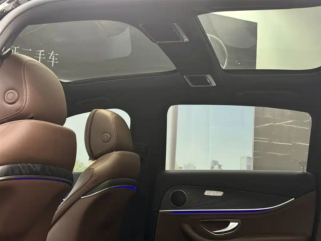 Mercedes-Benz E-Class 2022 Model Facelift II E 260 L Sport фото 11