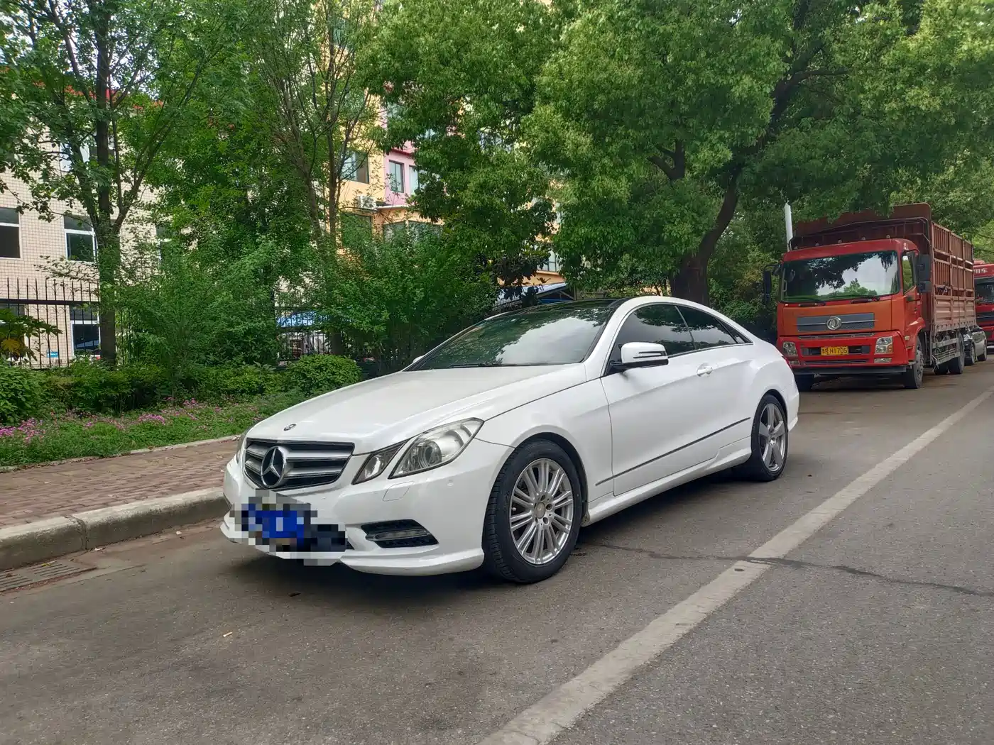 Mercedes-Benz E-Class (Import) 2012 E 200 CGI Coupe